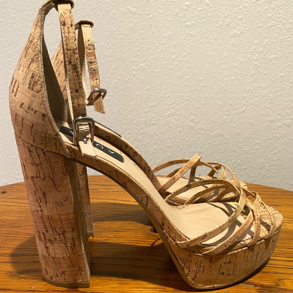 Aqua wooden heels. size 8.